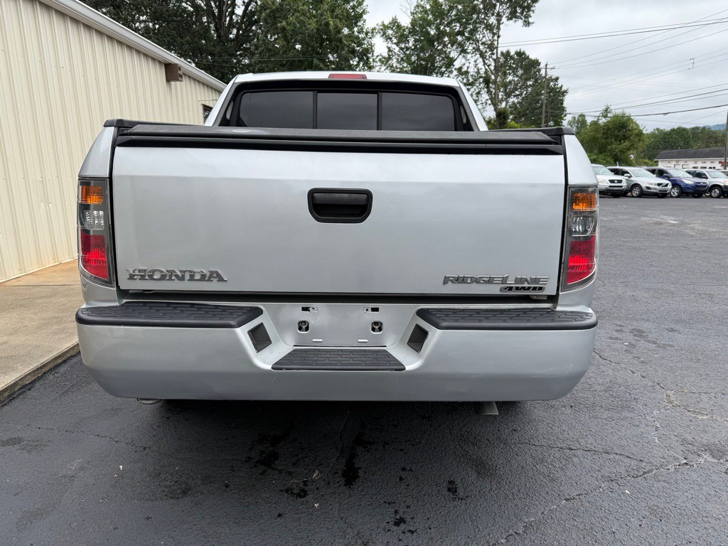 2007 Honda Ridgeline Image 8