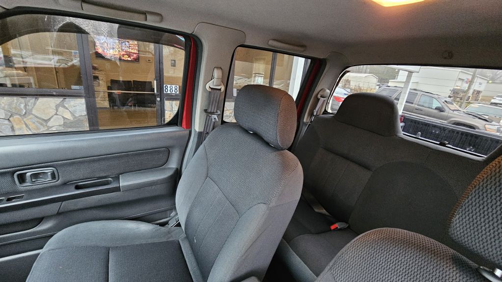 2003 Nissan Frontier Image 12