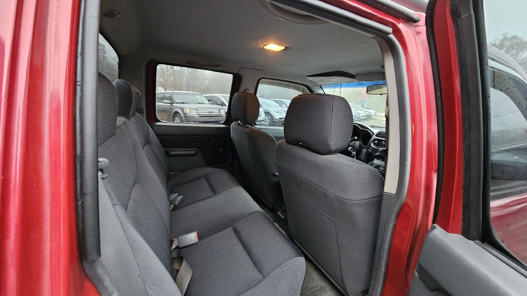 2003 Nissan Frontier Image 18