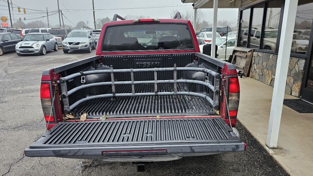 2003 Nissan Frontier Image 32