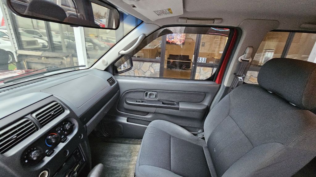 2003 Nissan Frontier Image 45