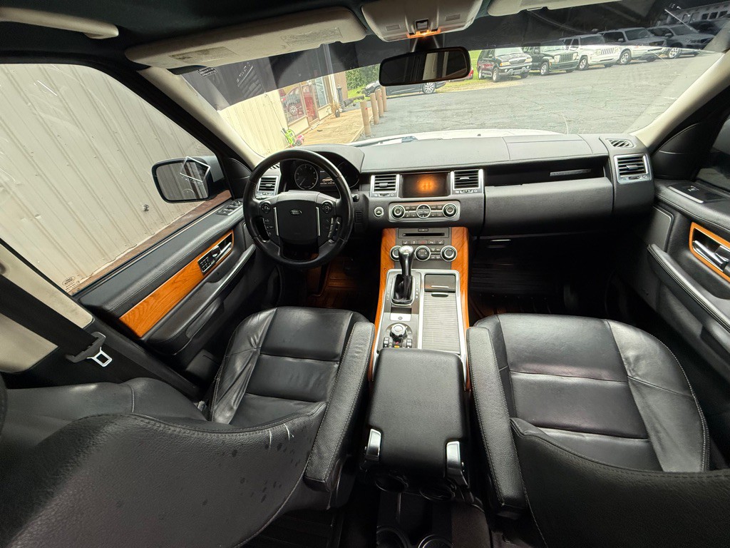 2011 Land Rover Range Rover Sport Image 12