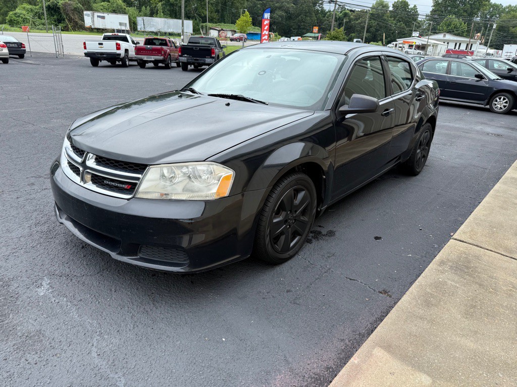 2013 Dodge Avenger Image 9