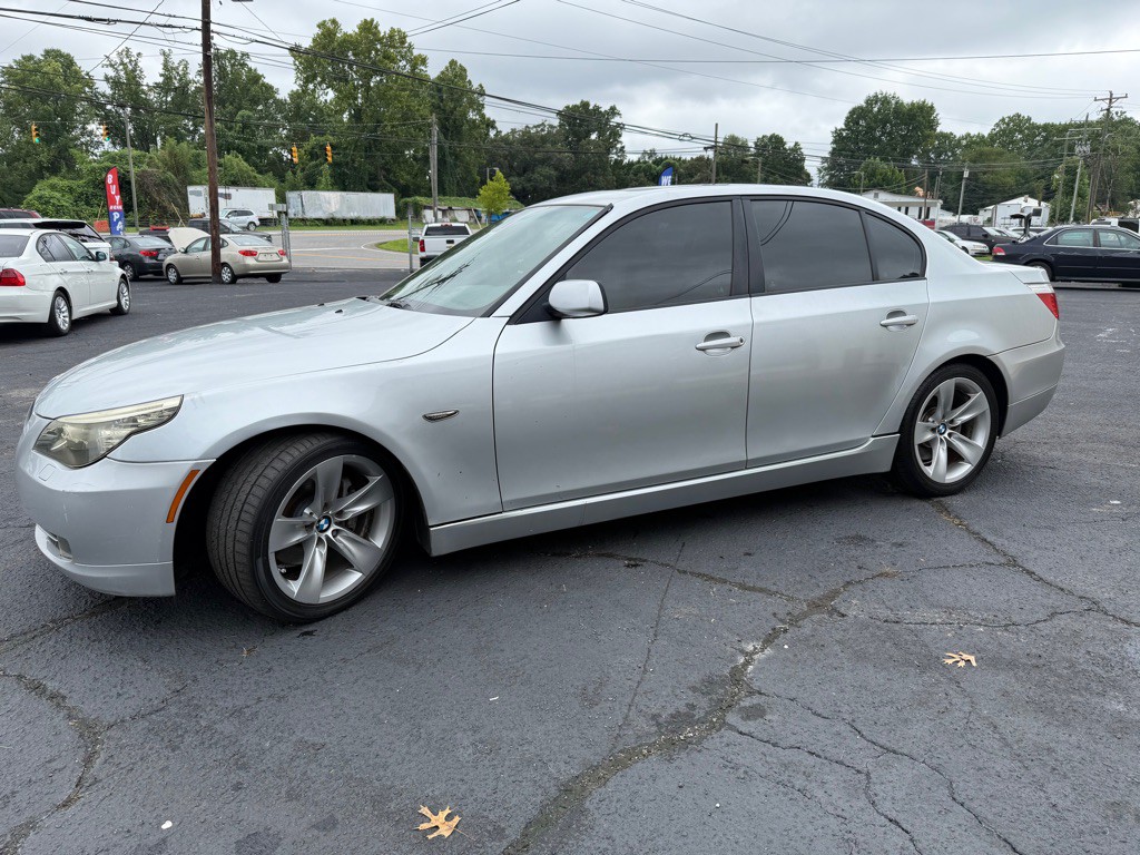 2008 BMW 5 Series Image 3