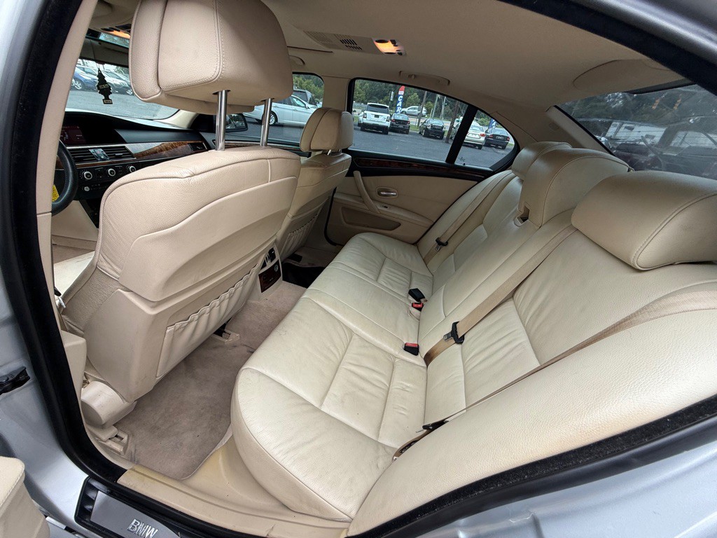 2008 BMW 5 Series Image 11