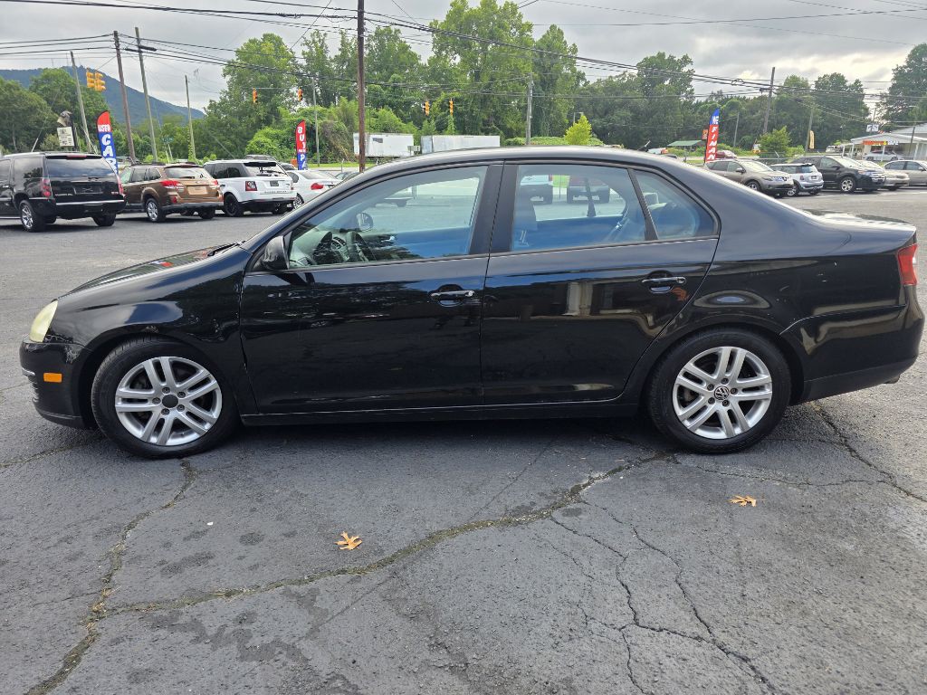 2010 Volkswagen Jetta Image 4