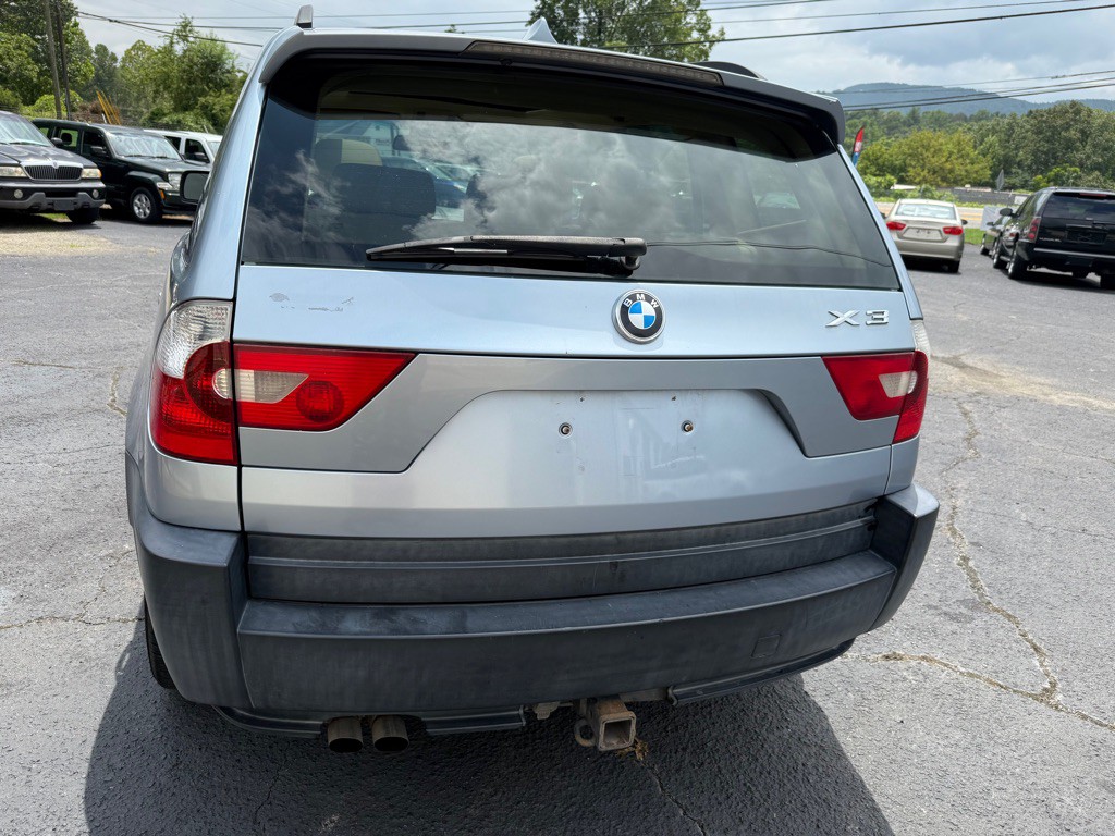 2005 BMW X3 Image 2