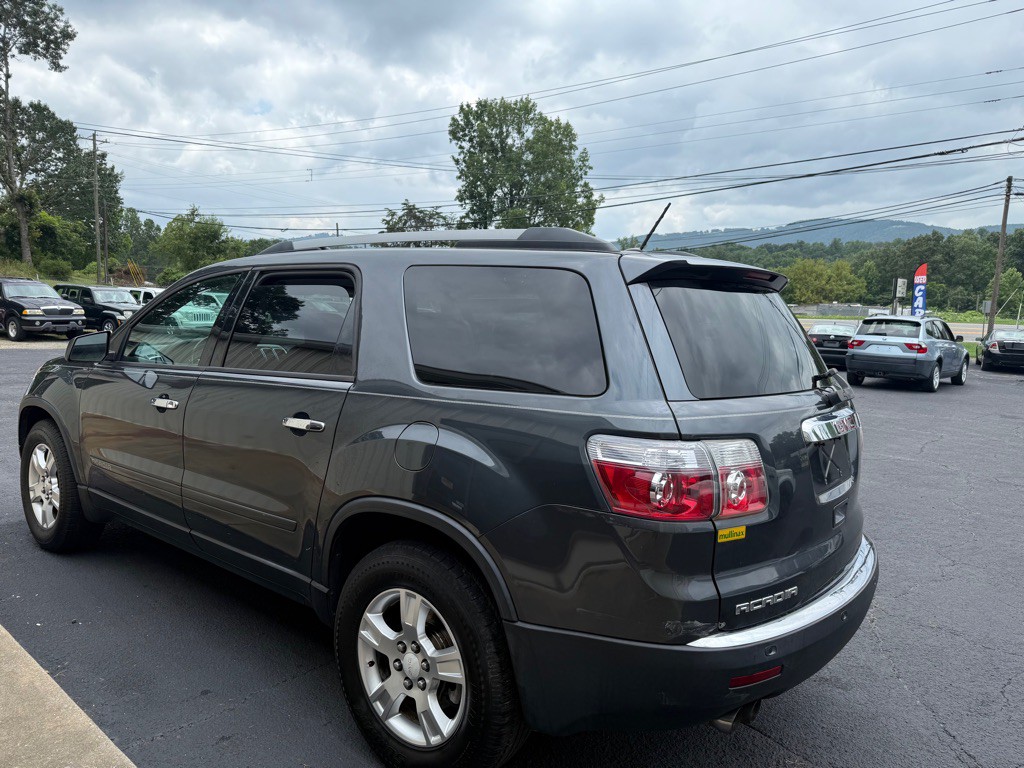 2011 GMC Acadia Image 12
