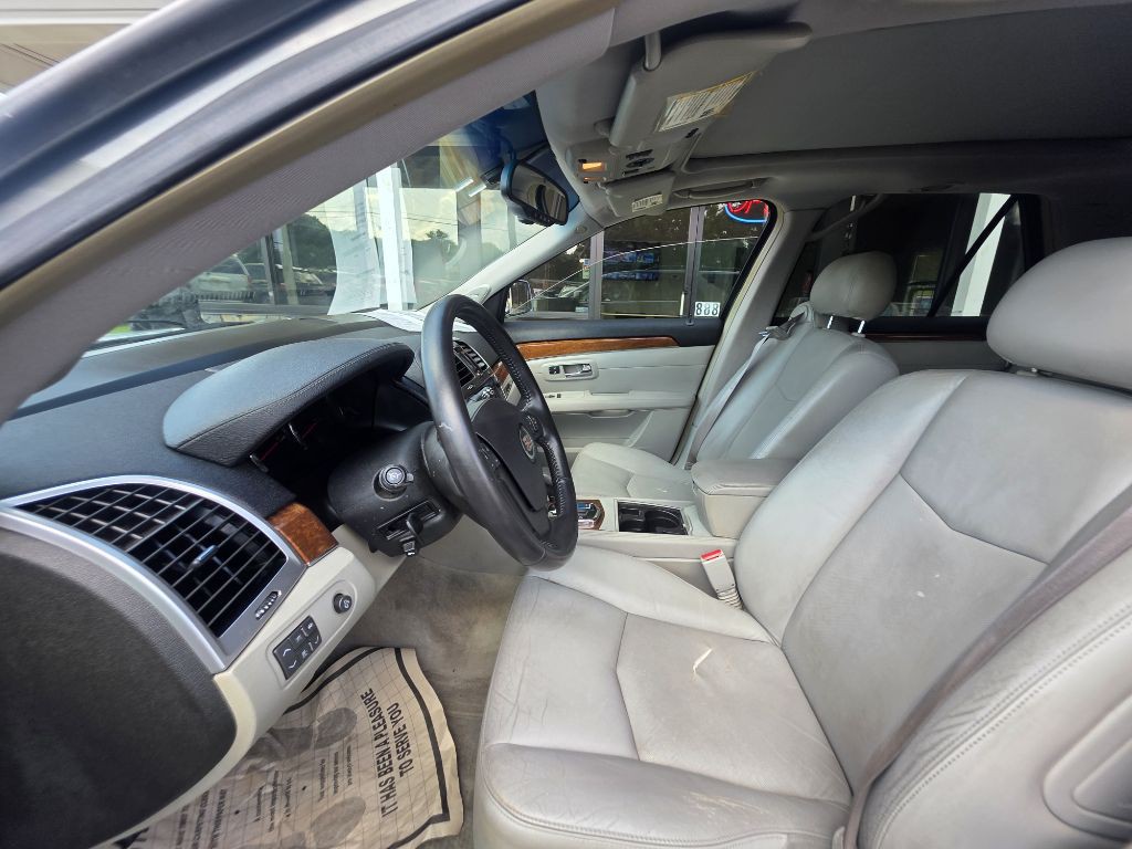 2007 Cadillac SRX Image 7
