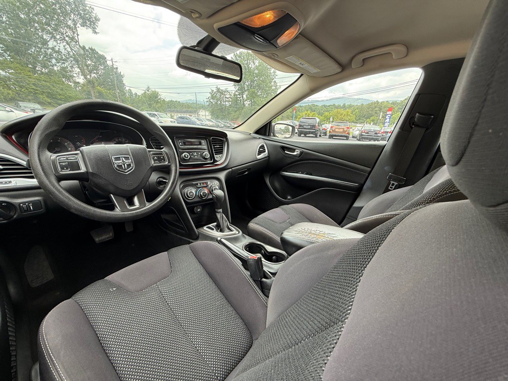 2015 Dodge Dart Image 5