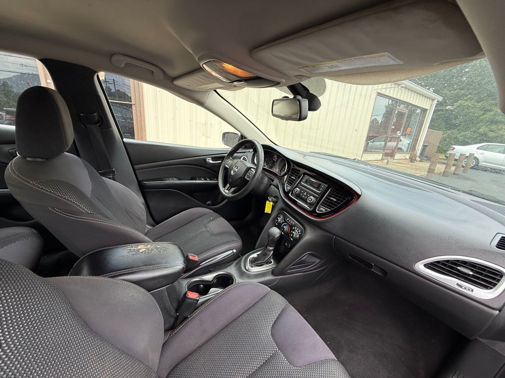 2015 Dodge Dart Image 11