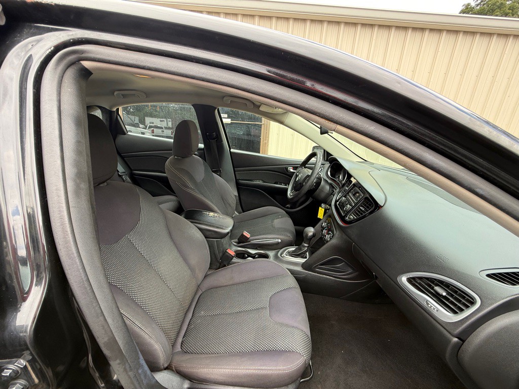 2015 Dodge Dart Image 13
