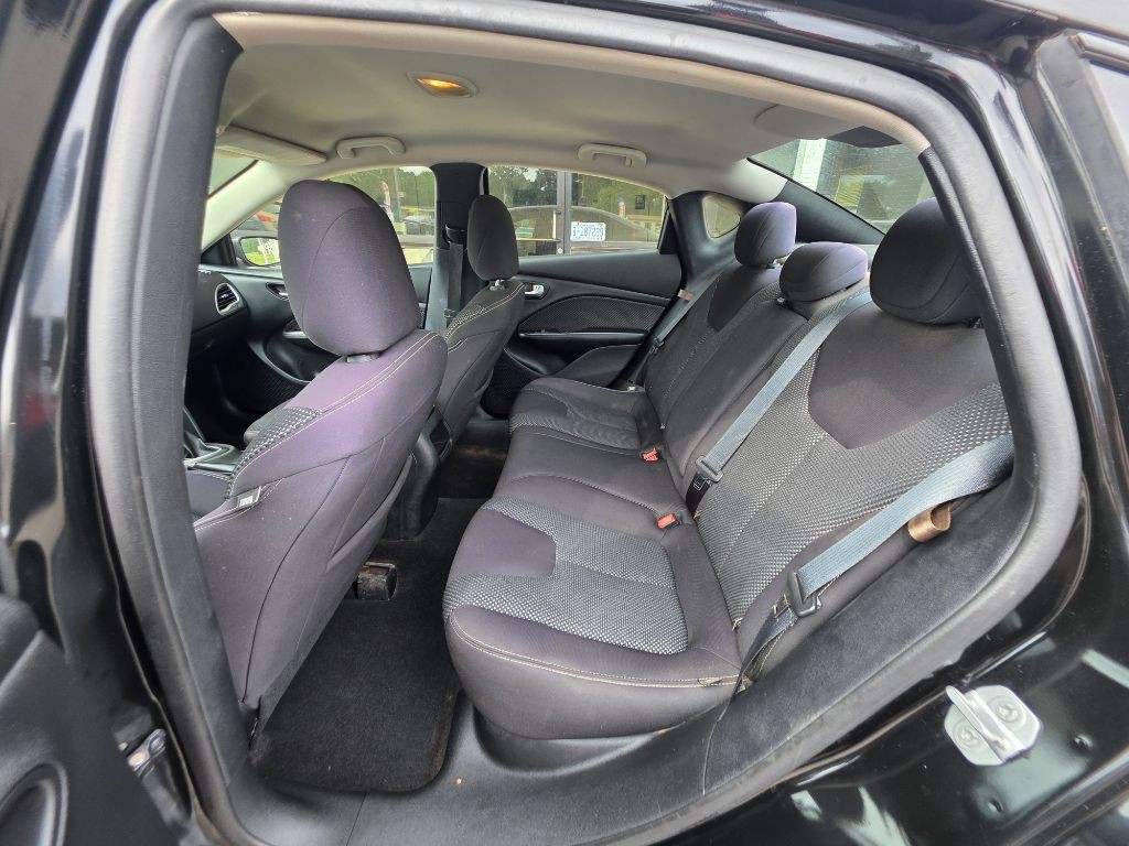 2015 Dodge Dart Image 22
