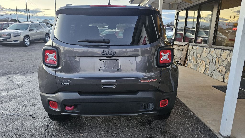 2019 Jeep Renegade Image 3