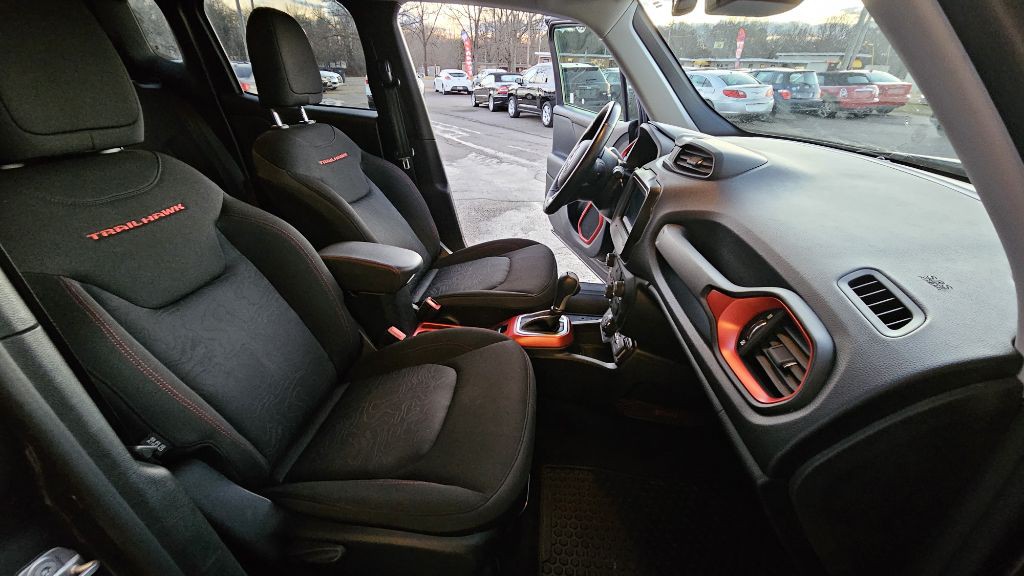 2019 Jeep Renegade Image 7
