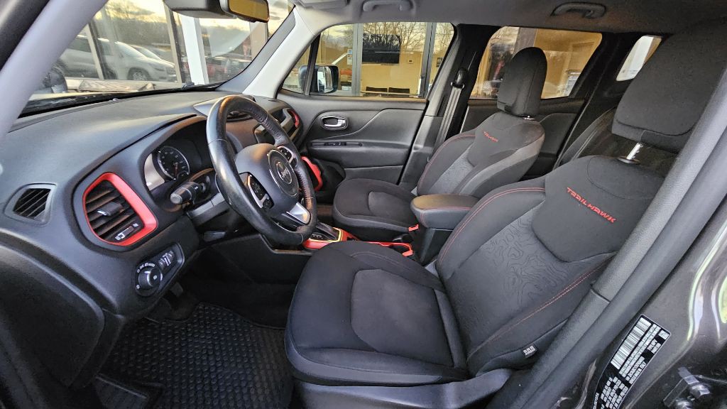 2019 Jeep Renegade Image 12