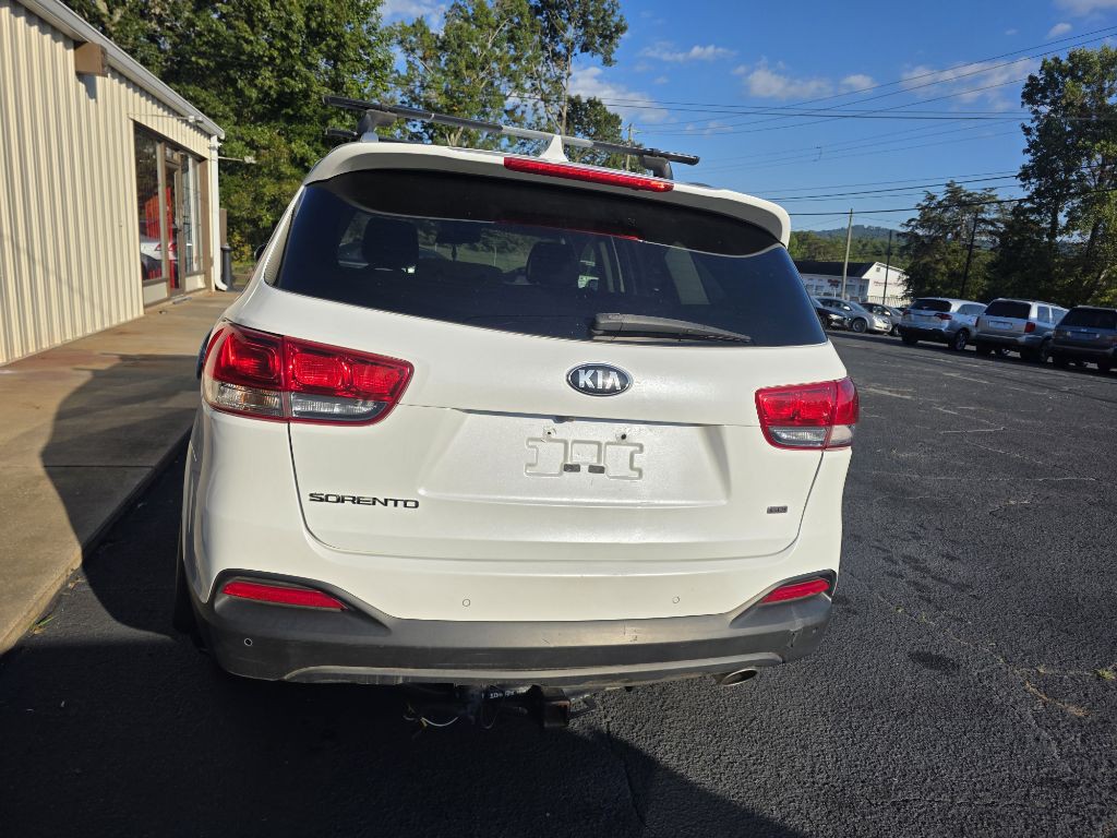 2016 Kia Sorento Image 11