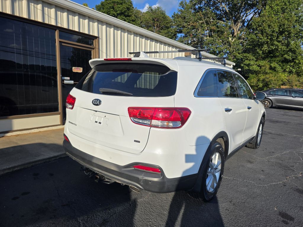 2016 Kia Sorento Image 14
