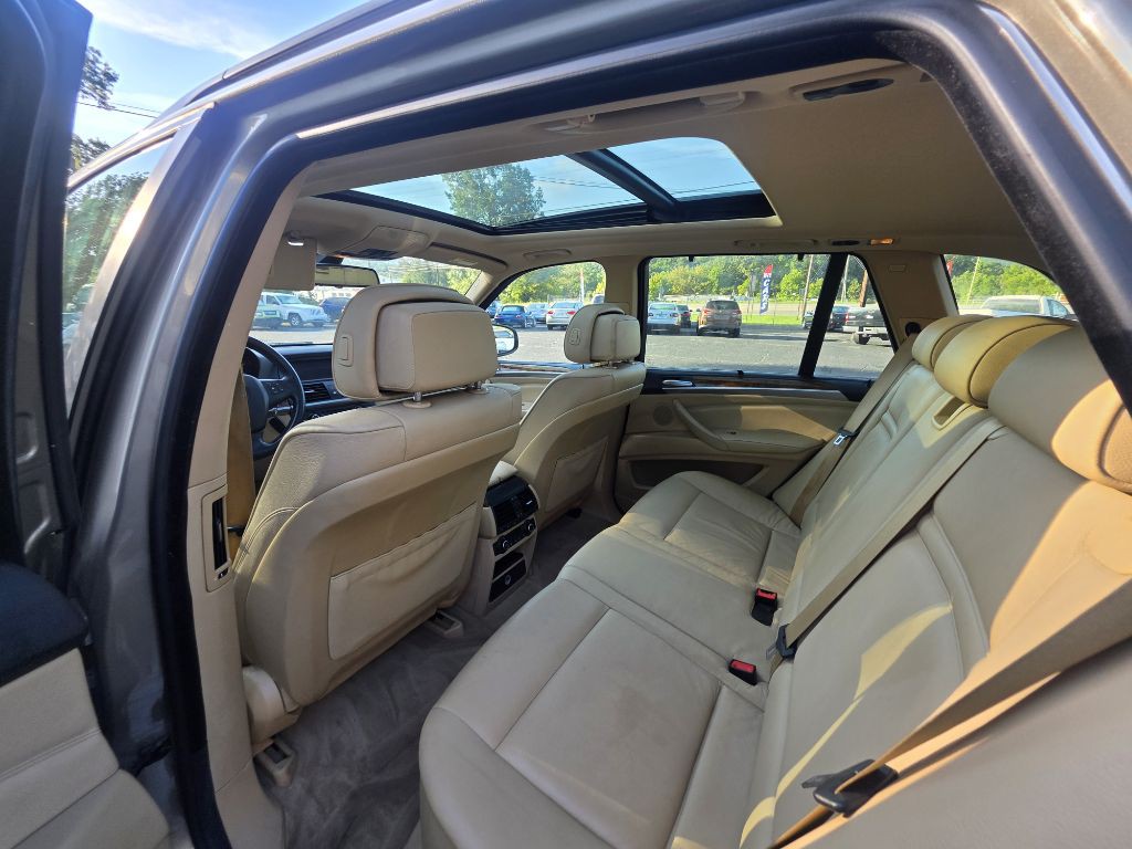 2009 BMW X5 Image 8