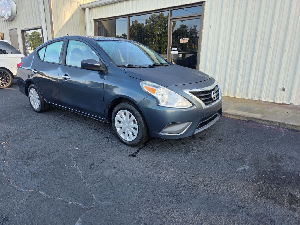 2016 Nissan Versa Image 15