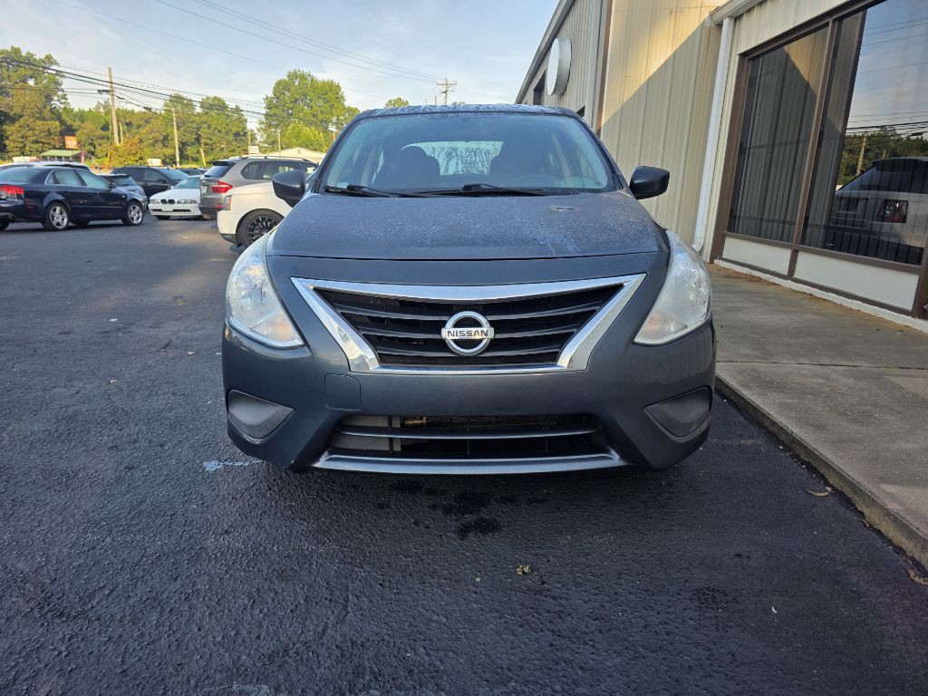 2016 Nissan Versa Image 17
