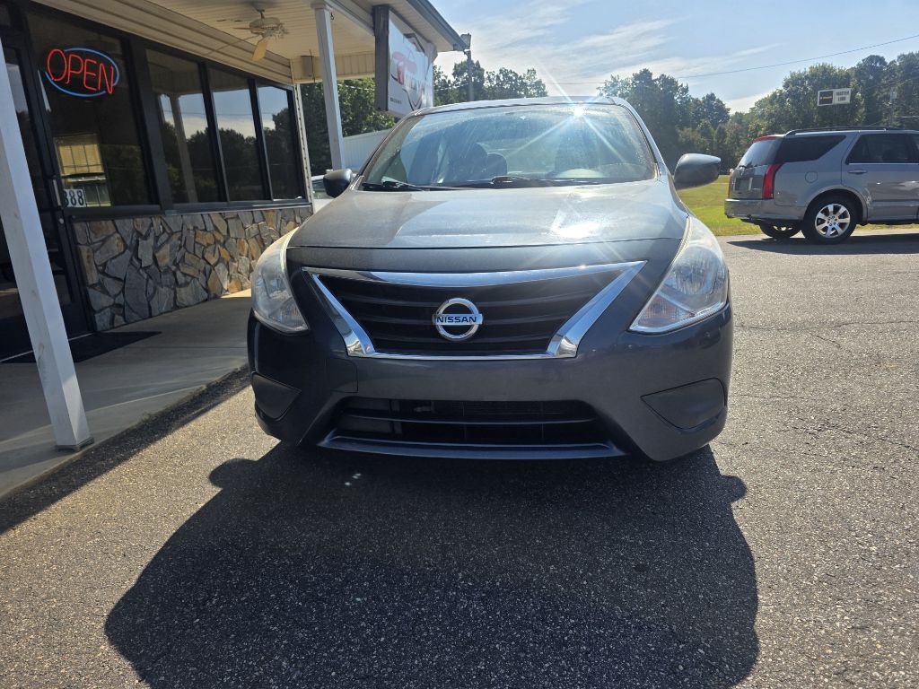 2016 Nissan Versa Image 19