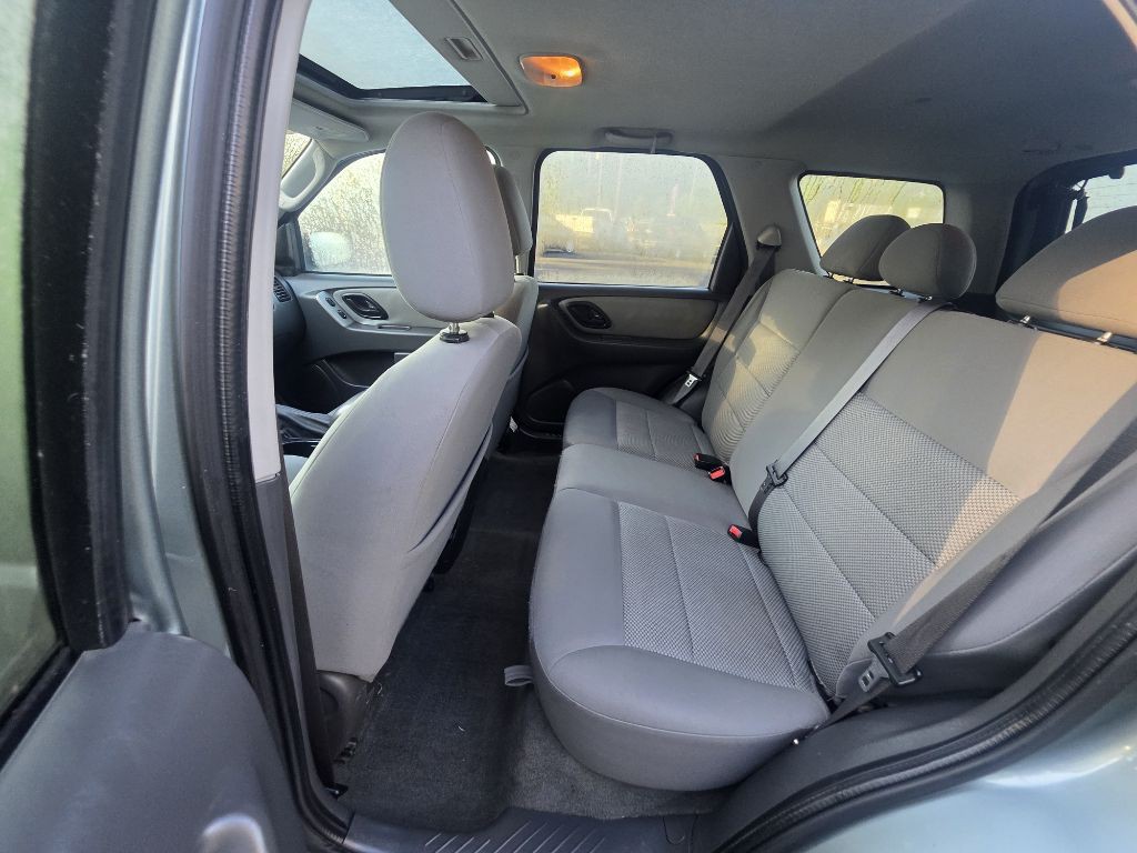 2007 Ford Escape Image 7