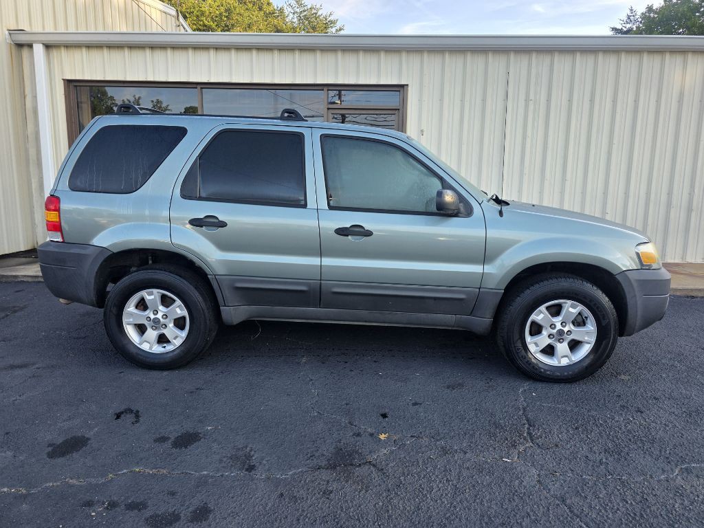 2007 Ford Escape Image 12