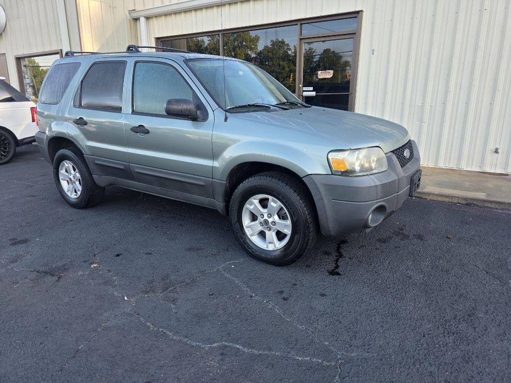 2007 Ford Escape Image 2
