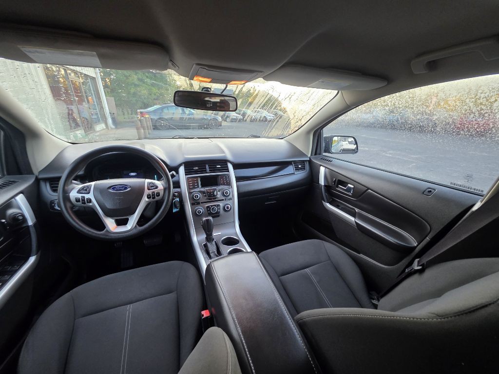 2013 Ford Edge Image 9