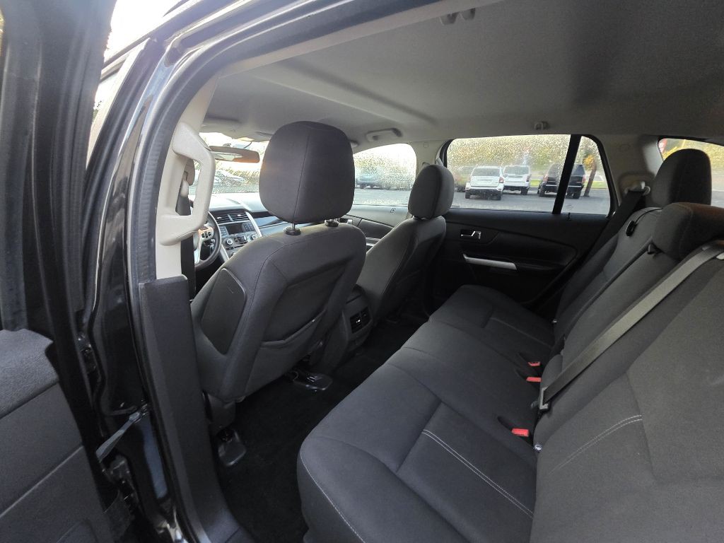 2013 Ford Edge Image 11
