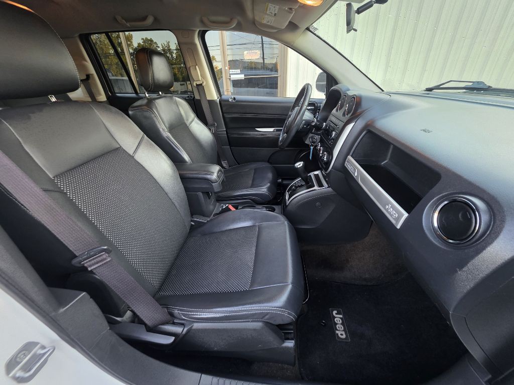2014 Jeep Compass Image 7