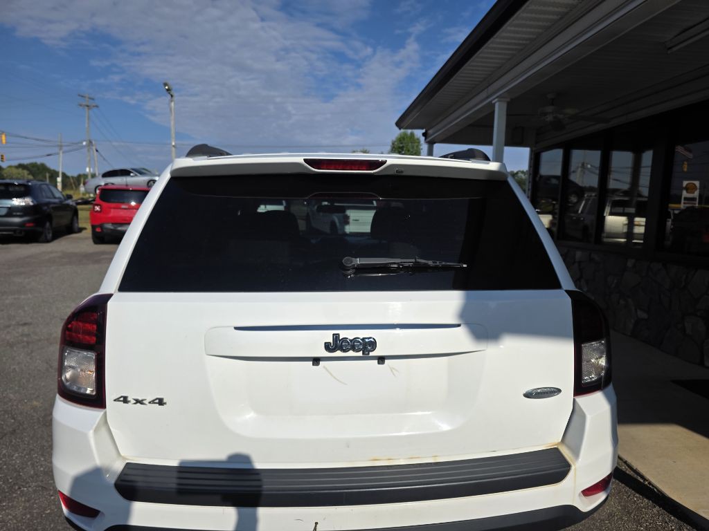 2014 Jeep Compass Image 18
