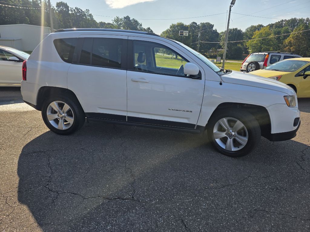 2014 Jeep Compass Image 26