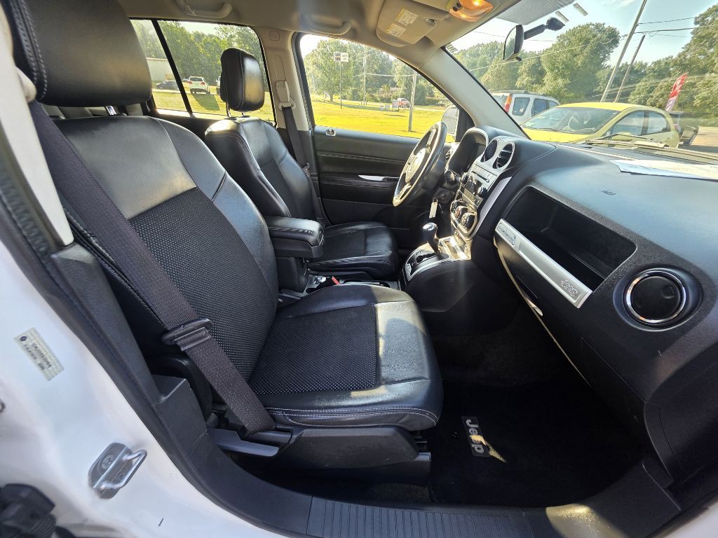 2014 Jeep Compass Image 29