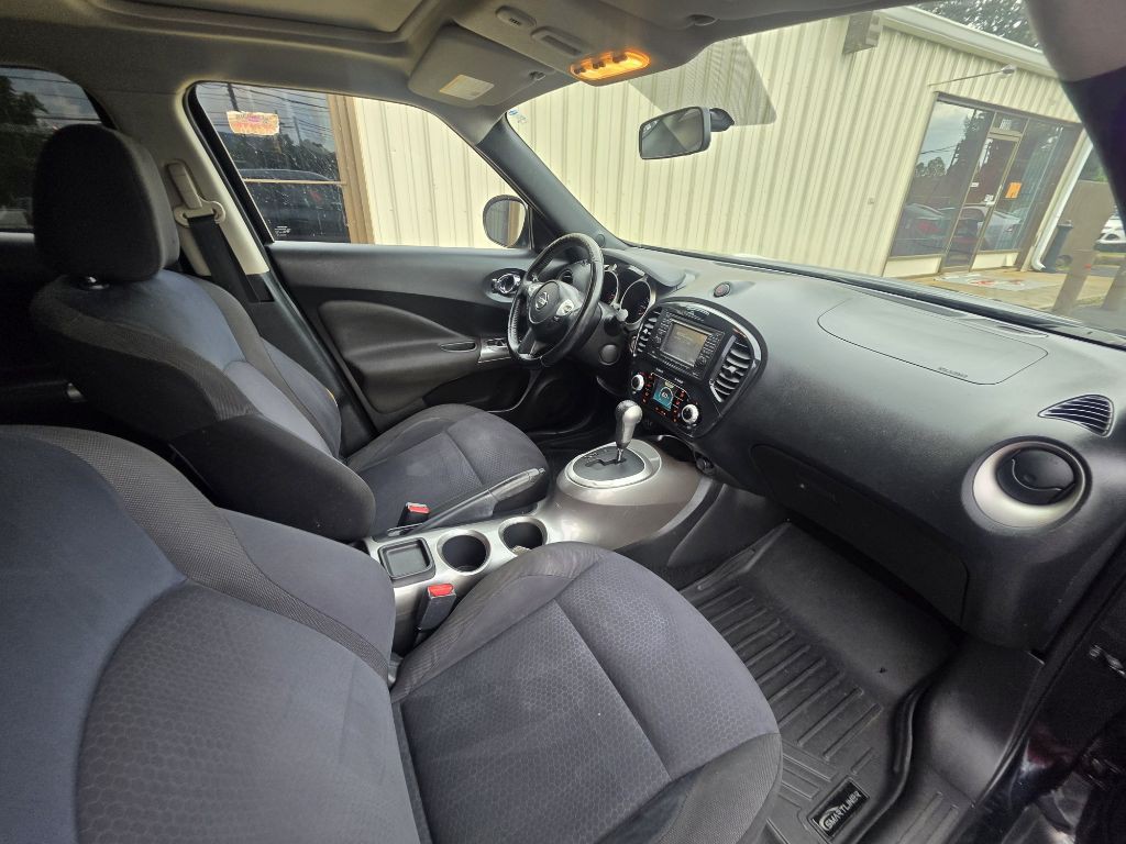 2012 Nissan Juke Image 11