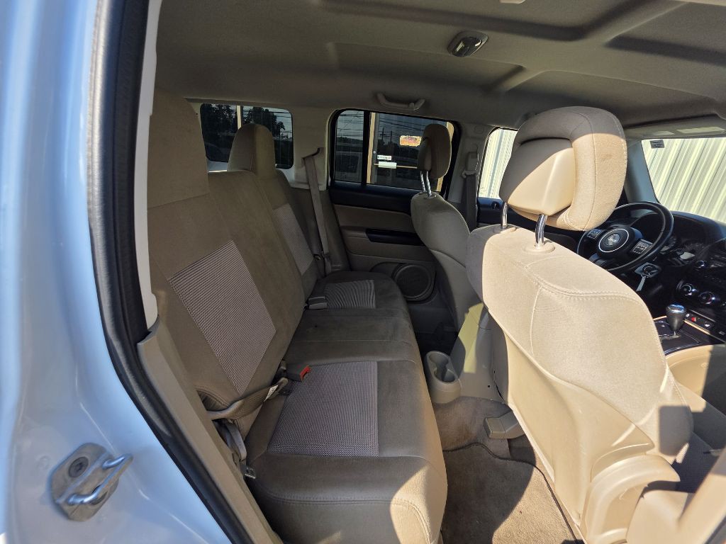 2011 Jeep Patriot Image 8
