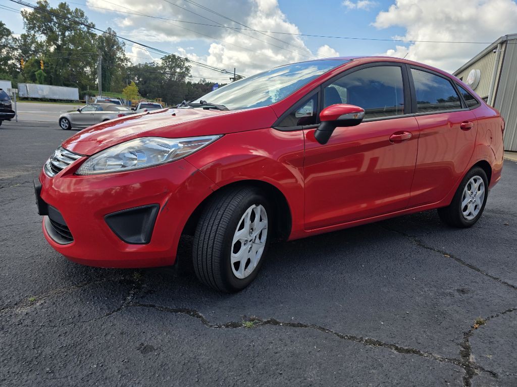 2013 Ford Fiesta Image 4