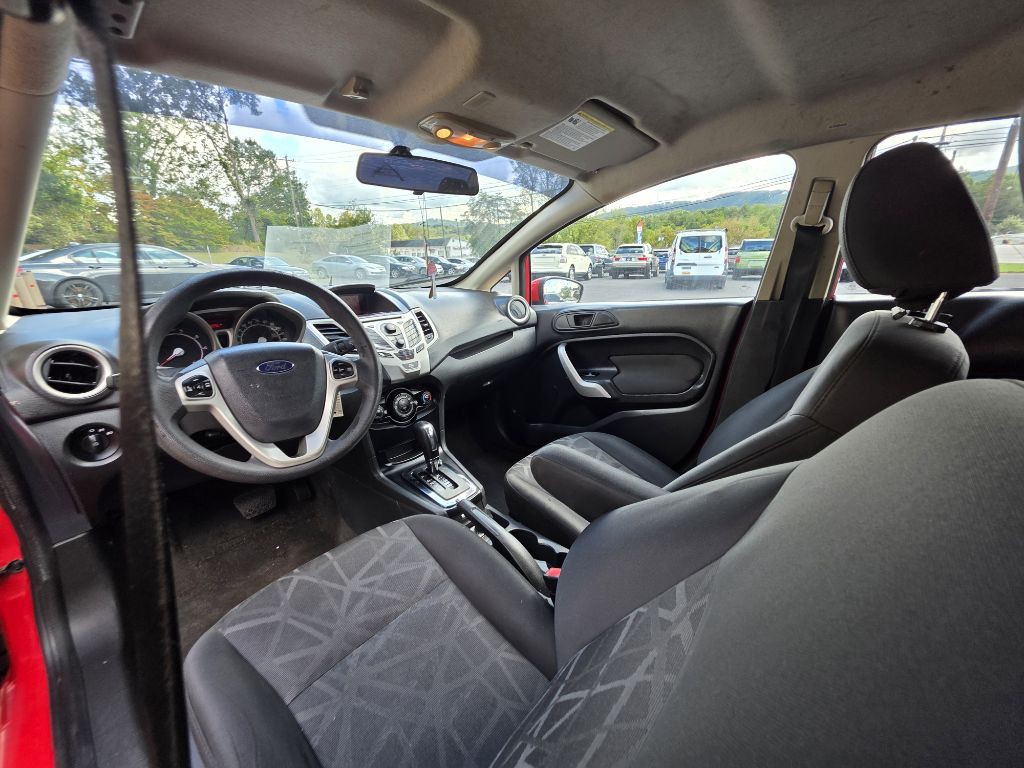 2013 Ford Fiesta Image 7