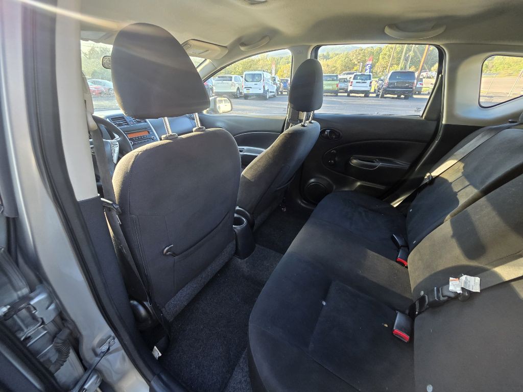 2014 Nissan Versa Image 15
