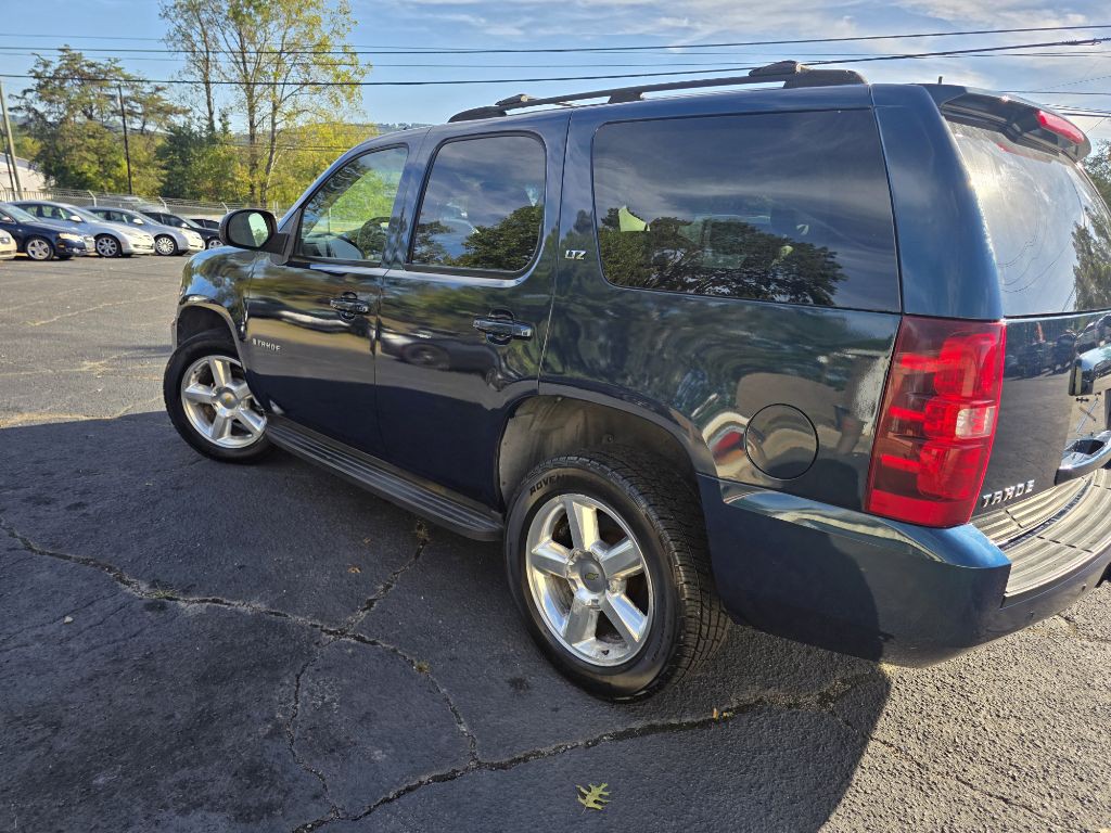 2007 Chevrolet Tahoe Image 13