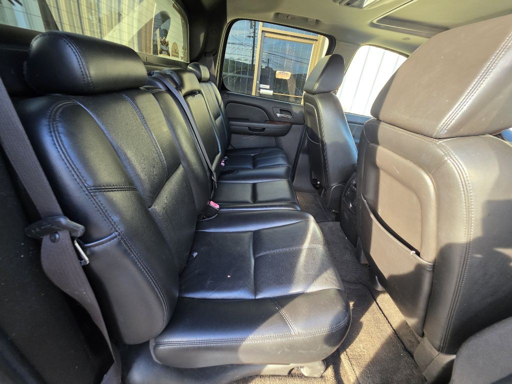 2007 Chevrolet Avalanche Image 3