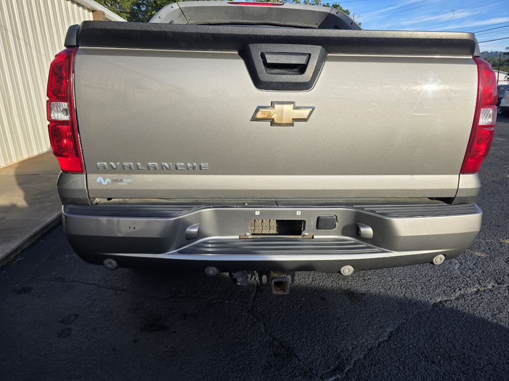 2007 Chevrolet Avalanche Image 11
