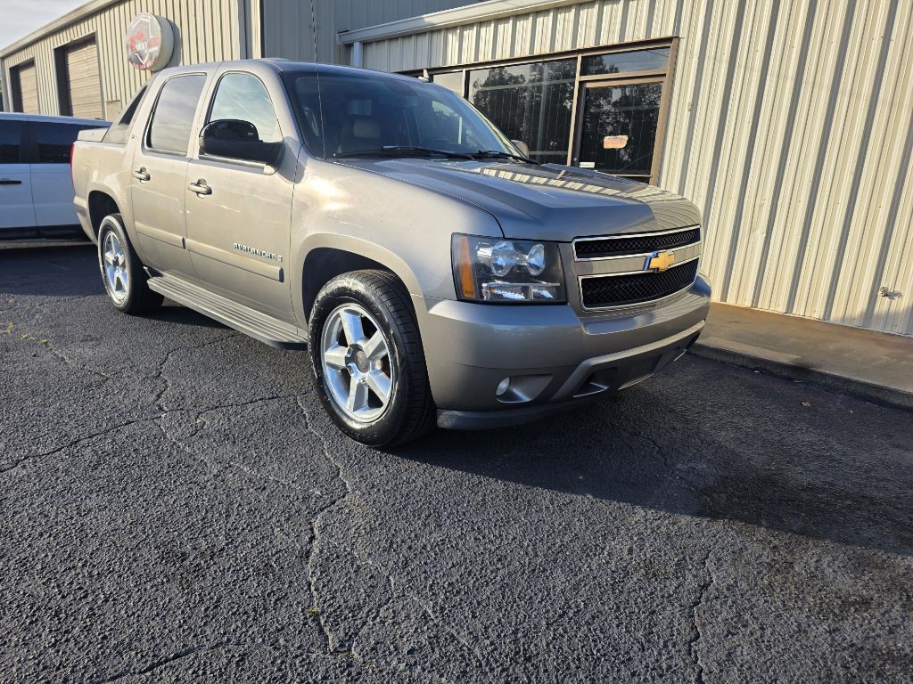 2007 Chevrolet Avalanche Image 13
