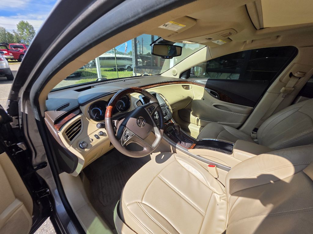2012 Buick Lacrosse Image 10