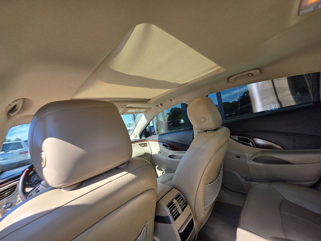 2012 Buick Lacrosse Image 13