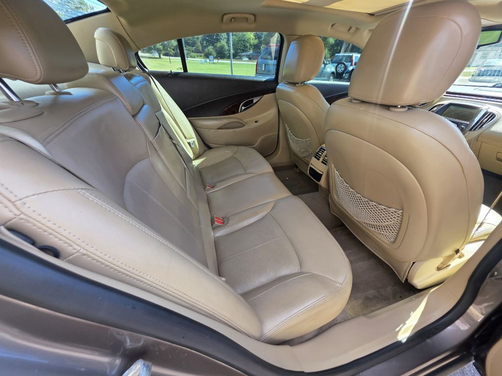 2012 Buick Lacrosse Image 18