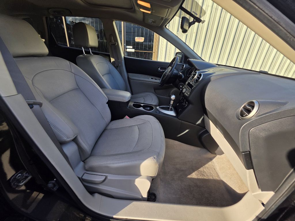 2010 Nissan Rogue Image 8