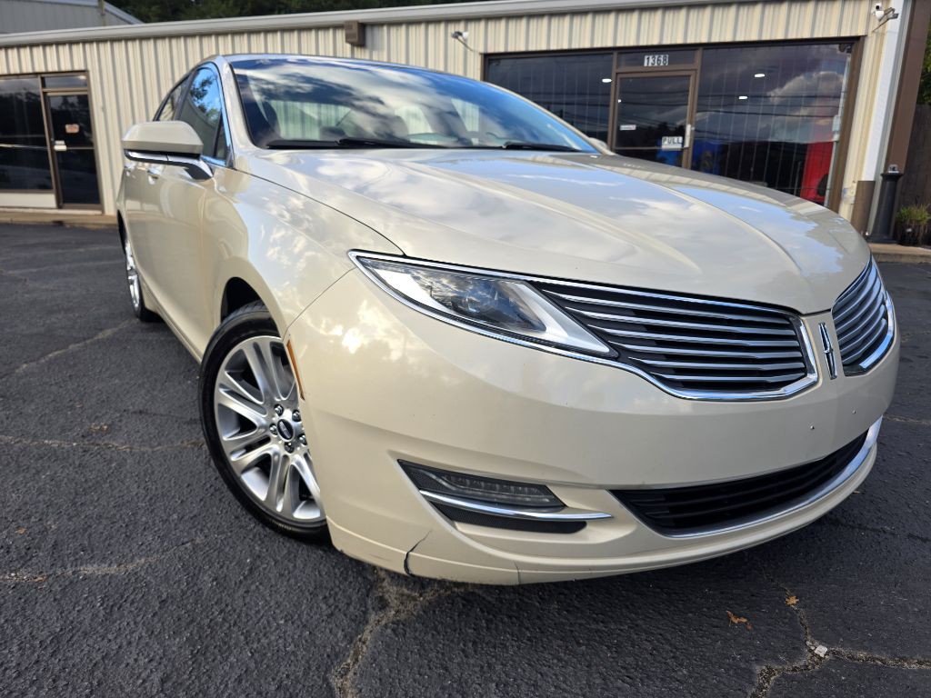 2015 Lincoln MKZ Image 1
