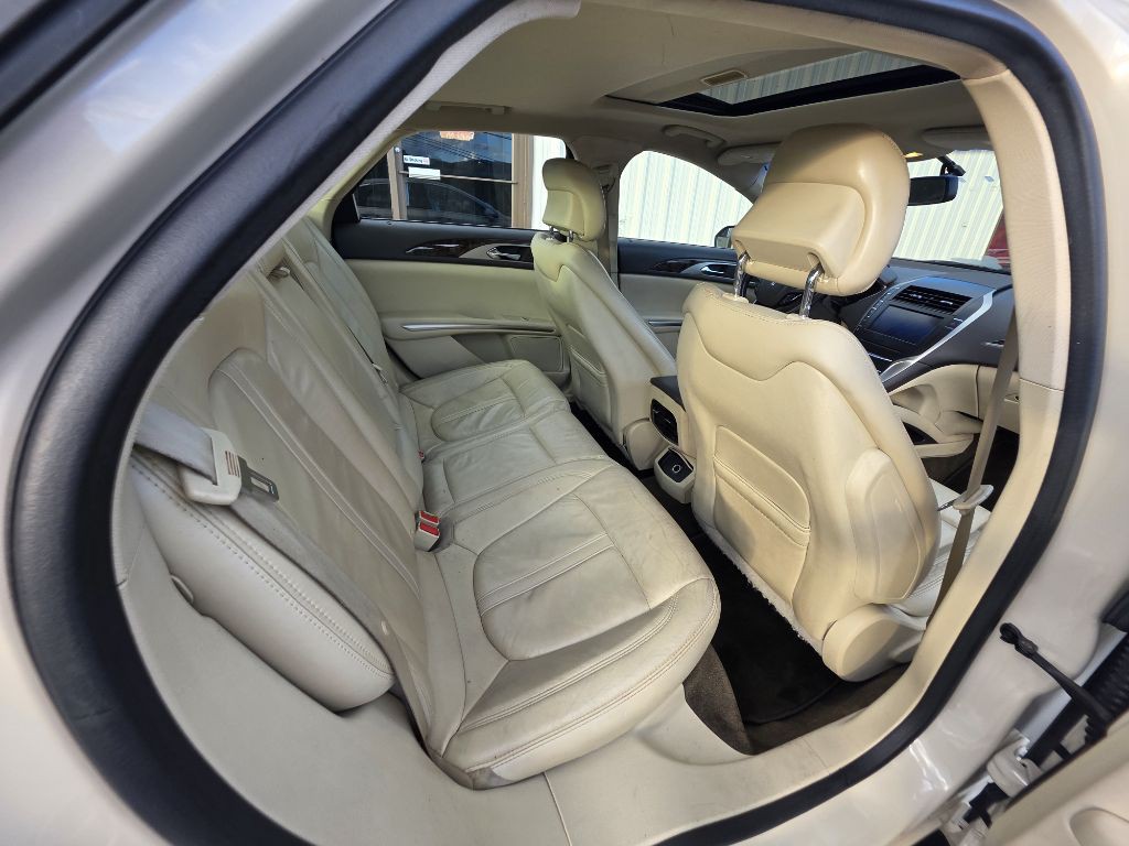 2015 Lincoln MKZ Image 6